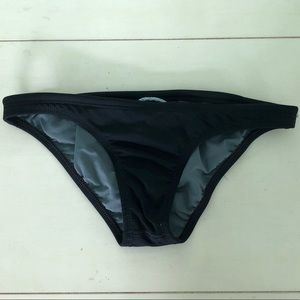 Jolyn Midl Bottoms — Black